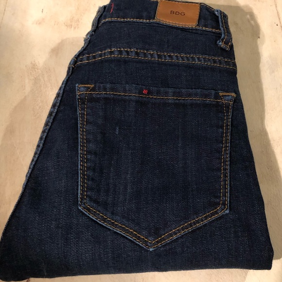 BDG Denim - BDG High Rise Twig Ankle. 25 w 29 l